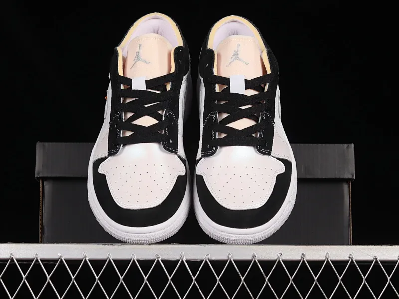 All categories Air Jordan Jordan series basketball shoes Air Jordan 1 Low Z version Air Jordan 1 Low AJ1 Joe 1 pearlescent white retro culture and leisure sports sneakers DN1635-102
